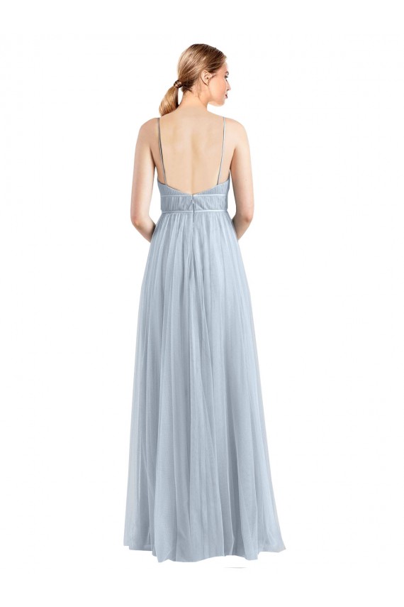 Azul Céu Claro Tule Linha A Abrir de volta Decote V Longo Vestidos de Madrinha Outlet