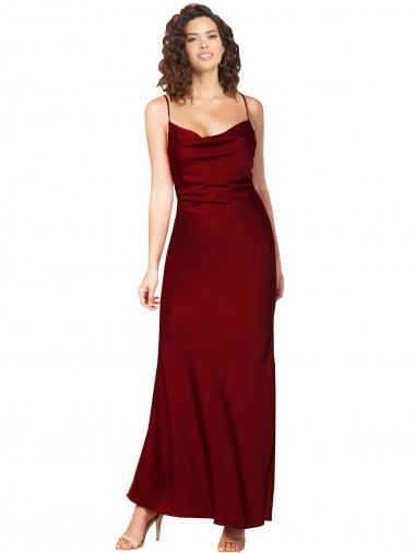 Borgonha Cetim Sedoso Bainha Lombar Decote Capuz Longo Formais Vestidos de Madrinha / Vestidos de Noite / Vestidos de Festa Outlet