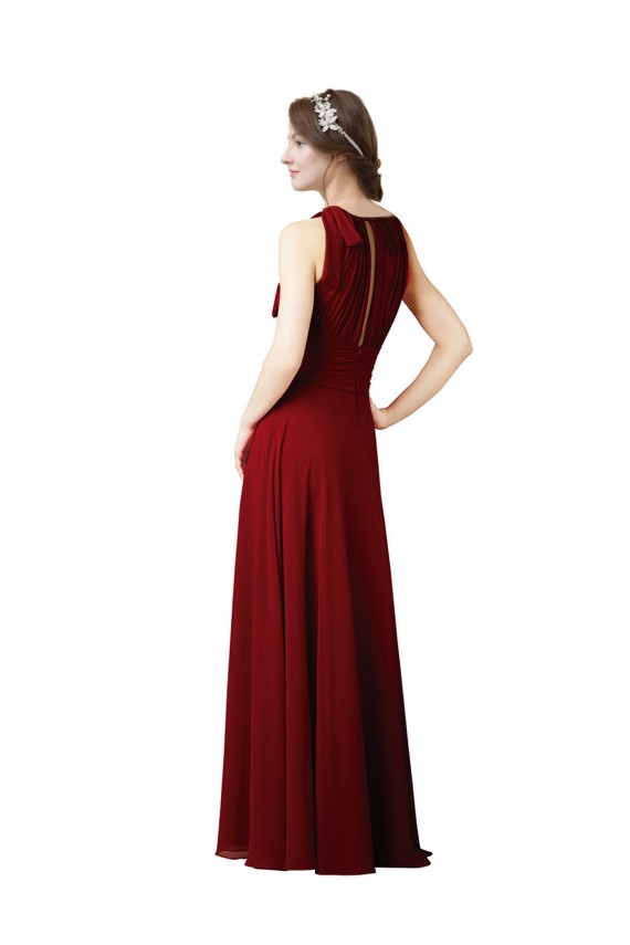 Borgonha Chiffon Bainha Cabeçada Longo Vestidos de Madrinha Outlet