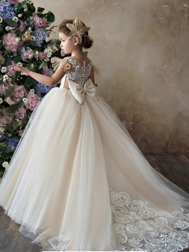 Champanhe Vestido de Baile Amor Comboio Capela Tule & Renda Longo Vestidos para meninas de flores Outlet