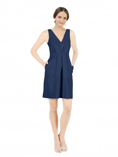 Marinha Negra Cetim Linha A Abrir de volta Decote V Curto Vestidos de Madrinha / Vestidos de Cocktail / Vestidos de Homecoming Outlet