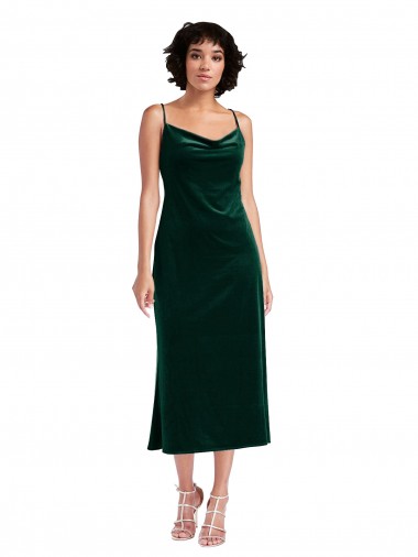Verde Escuro Bainha Decote Capuz Comprimento Midi Veludo Elástico Curto Formais Vestidos de Madrinha / Vestidos de Festa Outlet
